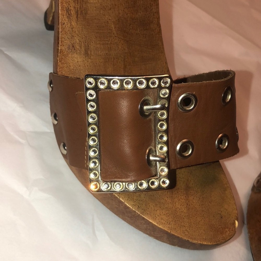 MIA Shoes - Picture 3 of 9